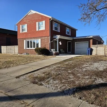 Buy this 3 bed house on Dollar General in Casey Avenue, Mount Vernon