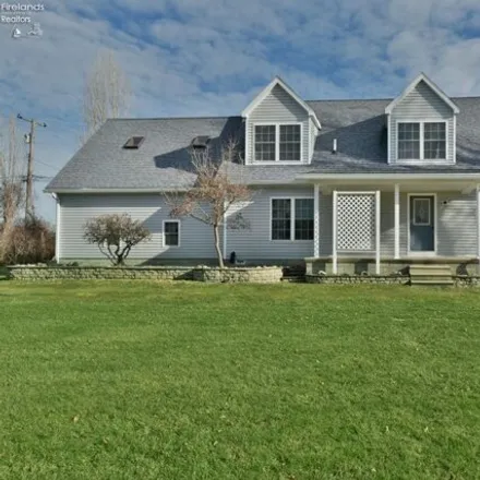Buy this 3 bed house on 7272 East Sunview Drive in Danbury Township, OH 43440