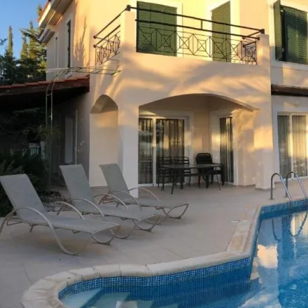 Buy this 3 bed house on Pegeia