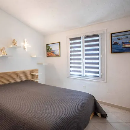 Rent this 3 bed house on Le Plan de la Tour in Boulevard du Maréchal Gallieni, 83120 Le Plan-de-la-Tour