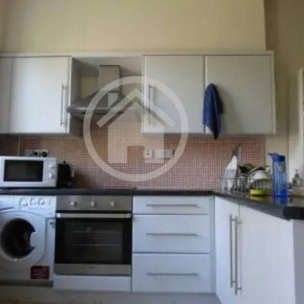 Image 4 - Darcy House, Coombes Road, London, RM9 6UJ, United Kingdom - Apartment for rent