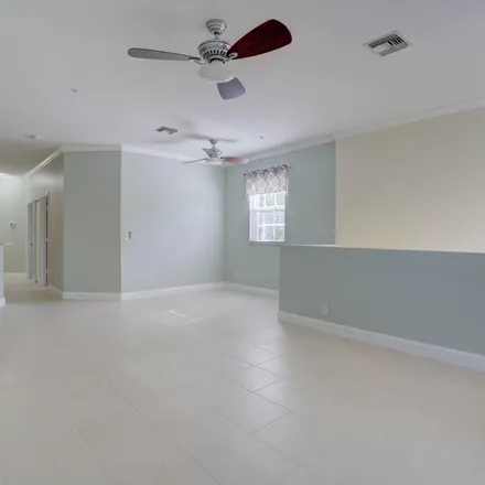 Rent this 3 bed apartment on Lighthouse Circle in Tequesta, Palm Beach County