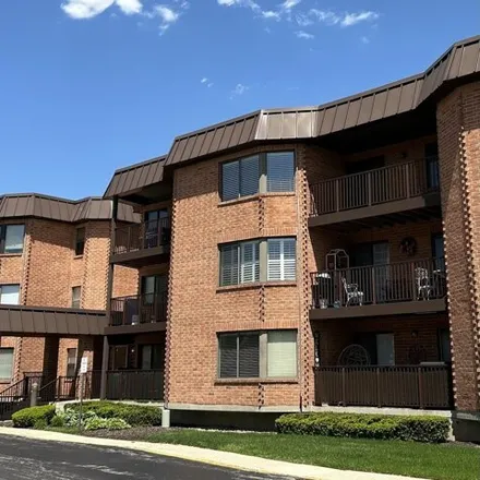 Image 2 - 6429 Clarendon Hills Road, Willowbrook, DuPage County, IL 60527, USA - Condo for sale