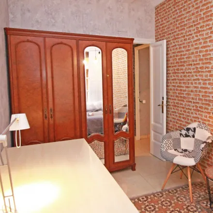 Image 3 - Carrer de Ferran, 30B, 08002 Barcelona, Spain - Room for rent