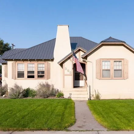 Buy this 4 bed house on 383 West Main Street South in Vale, Malheur County