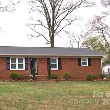 Buy this 2 bed house on 5515 Beverly Drive in Hemby Bridge, NC 28110