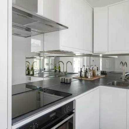 Rent this 1 bed apartment on 98 Chepstow Road in London, W2 5BD