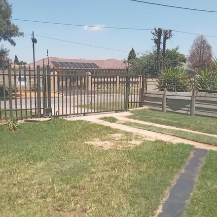Image 7 - Andries Bruyn Street, Horison, Roodepoort, 1850, South Africa - Apartment for rent