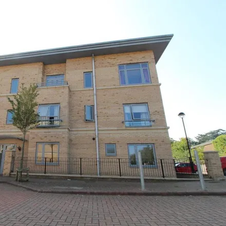 Rent this 2 bed apartment on Robinson Street in Bletchley, MK3 6DL