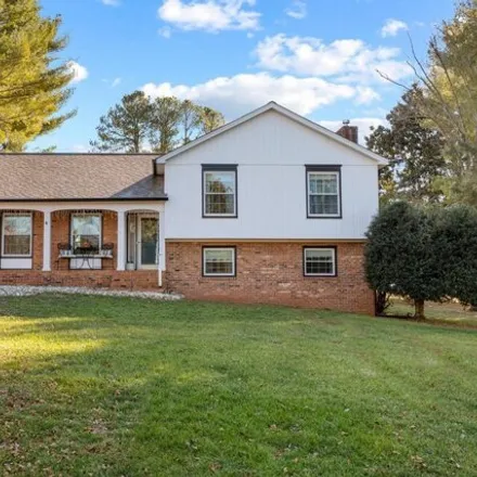Image 1 - 20151 Williams Drive, Fairview Acres, Culpeper County, VA 22701, USA - House for sale