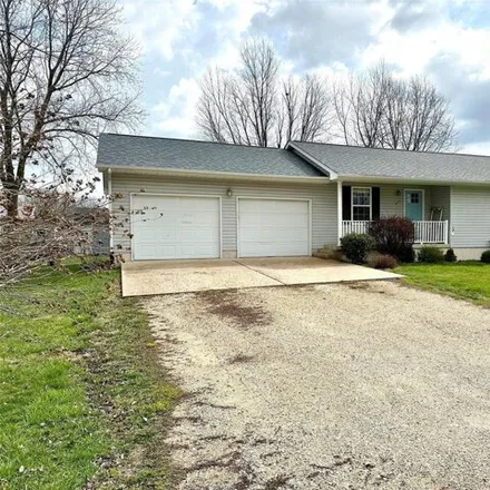 Image 2 - 299 South 17th Street, Bowling Green, MO 63334, USA - House for sale