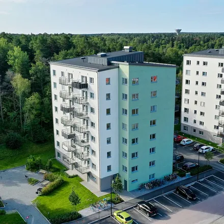 Rent this 2 bed apartment on Slipare-Lasses gata in 749 44 Enköping, Sweden