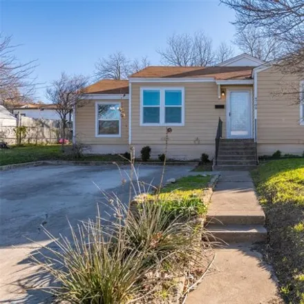 Buy this 3 bed house on 4709 Fairfax Street in Fort Worth, TX 76116