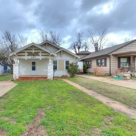 Buy this 2 bed house on 229 West Wyatt Avenue in Kingfisher, OK 73750