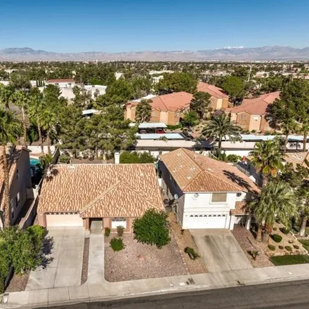 Image 3 - 81 Myrtle Beach Dr, Henderson, Nevada, 89074 - House for sale