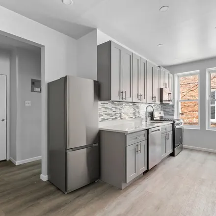Rent this 1 bed apartment on 315 East 91st Street in New York, NY 11212
