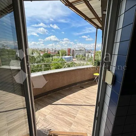 Image 5 - 262, Ulica grada Vukovara, 10000 City of Zagreb, Croatia - Apartment for rent