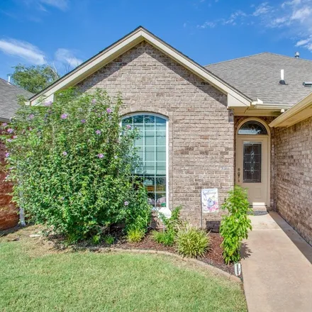 Buy this 3 bed house on 2415 Willow Spring Drive in Enid, OK 73703