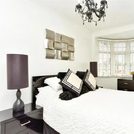 Buy this 3 bed townhouse on Anthony Road in Belle Grove, London