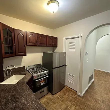 Rent this 4 bed apartment on 352 Grove Street in Jersey City, NJ 07302