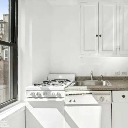 Image 6 - Dr. Steven Schram, 140 East 28th Street, New York, NY 10016, USA - Apartment for sale