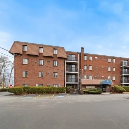 Buy this 2 bed condo on 5 Washington Street in Reading Highlands, Reading