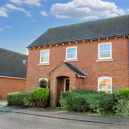 Buy this 4 bed house on Compton Way in Hook, Hampshire