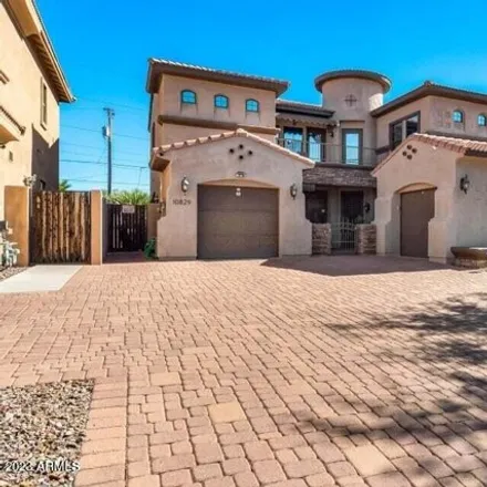 Buy this 5 bed house on 10829 North 11th Place in Phoenix, AZ 85020