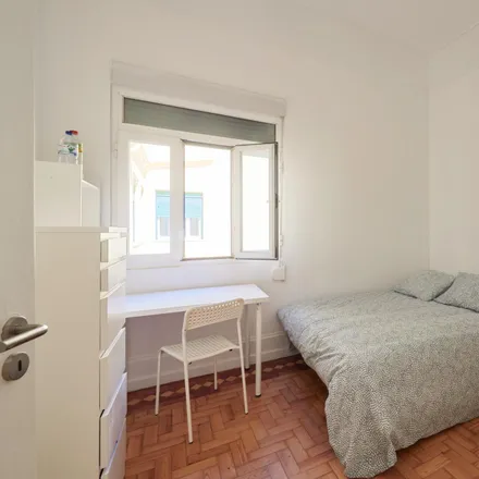 Rent this 16 bed room on Mercearia Lucinda in Rua Sampaio e Pina, 1070-051 Lisbon