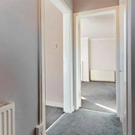 Image 5 - Windsor Crescent, Paisley, PA1 3SQ, United Kingdom - Apartment for sale