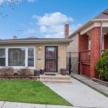 Buy this 3 bed house on 8436 S Maryland Ave in Chicago, Illinois