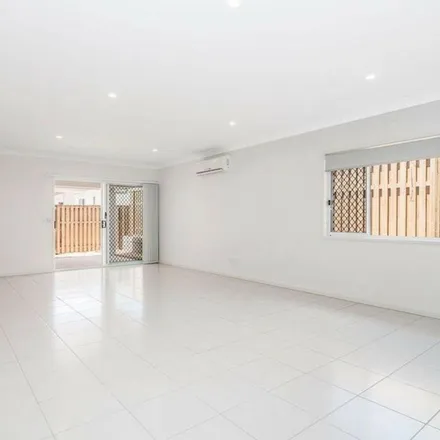 Image 3 - Cudmore Street, Pimpama QLD 4209, Australia - Apartment for rent