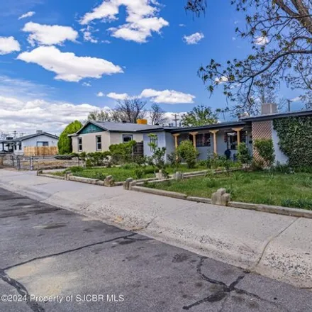 Image 5 - 910 N Buena Vista Ave, Farmington, New Mexico, 87401 - House for sale