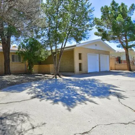 Buy this 3 bed house on 620 Madeira Drive Northeast in Albuquerque, NM 87108