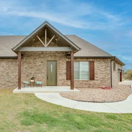 Buy this 4 bed house on 3109 Moffat Road Northeast in Piedmont, OK 73078