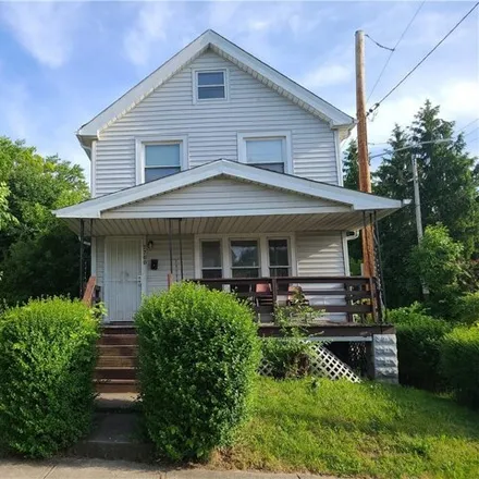 Buy this 3 bed house on 4274 East 77th Street in Cleveland, OH 44105