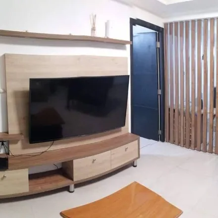 Rent this 2 bed apartment on Ecuador in Lorenzo de Garaycoa, 090308