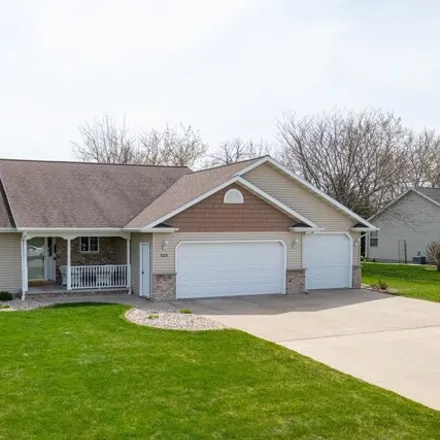 Buy this 4 bed house on Natures Way Drive in Sherwood, Calumet County