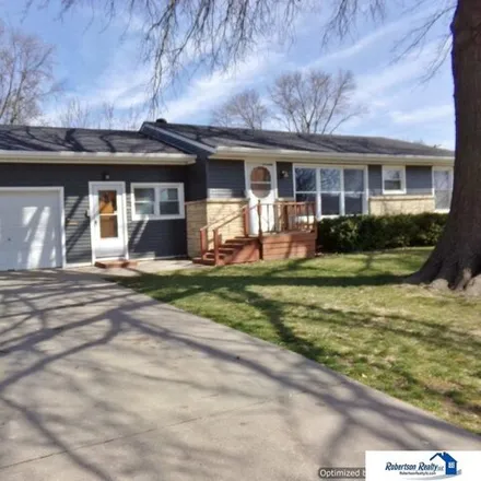 Buy this 3 bed house on 1624 Washington Street in Beatrice, NE 68310
