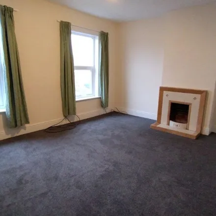 Image 5 - Wignals Gate, adj, High Road, South Holland, PE12 7HP, United Kingdom - Apartment for rent