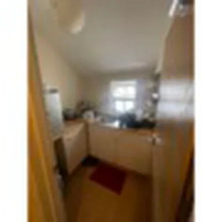 Image 4 - 62 Ninian Road, Cardiff, CF23 5EJ, United Kingdom - Apartment for rent