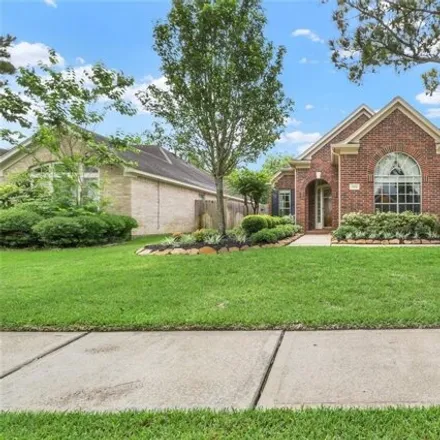 Buy this 3 bed house on 3964 Summerfield Drive in Brazoria County, TX 77584