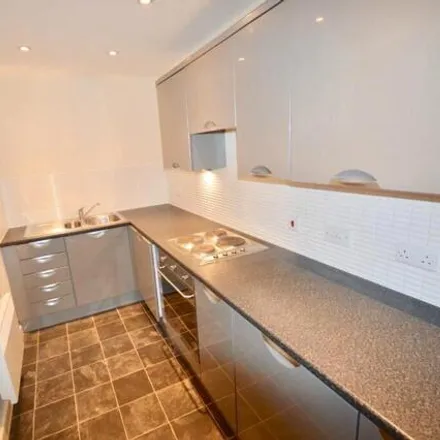 Image 2 - Anchor Point, Bramall Lane, Sheffield, S2 4RJ, United Kingdom - Apartment for sale