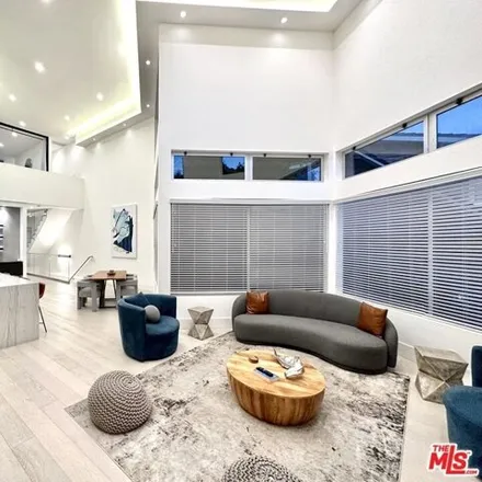 Image 2 - 879 Royal Court, Los Angeles, CA 90291, USA - House for rent