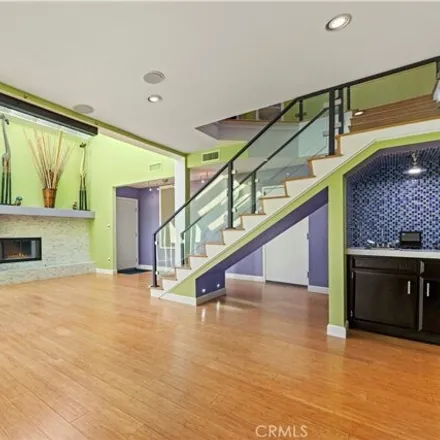 Image 6 - 4711 Colfax Avenue, Los Angeles, CA 91602, USA - Townhouse for sale