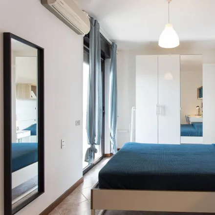 Rent this 3 bed room on Spazio Tertulliano in Via Tertulliano 70, 20137 Milan MI