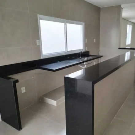 Buy this 4 bed house on Rua das Begônias in Cidade Jardim, Uberlândia - MG