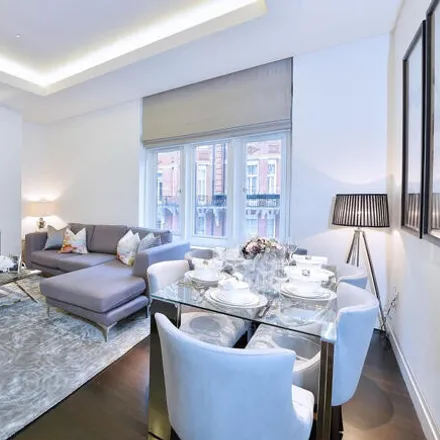 Image 1 - 62 Green Street, London, W1K 6RS, United Kingdom - Room for rent