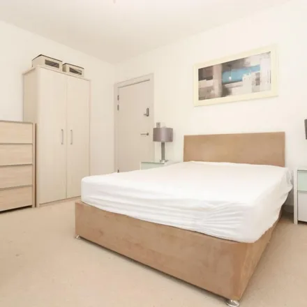 Rent this 5 bed apartment on 107 Vanbrugh Hill in London, SE10 9HB