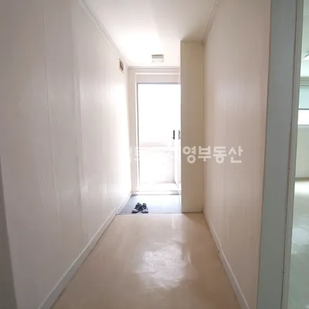 Image 2 - 서울특별시 서대문구 홍은동 11-143 - Apartment for rent